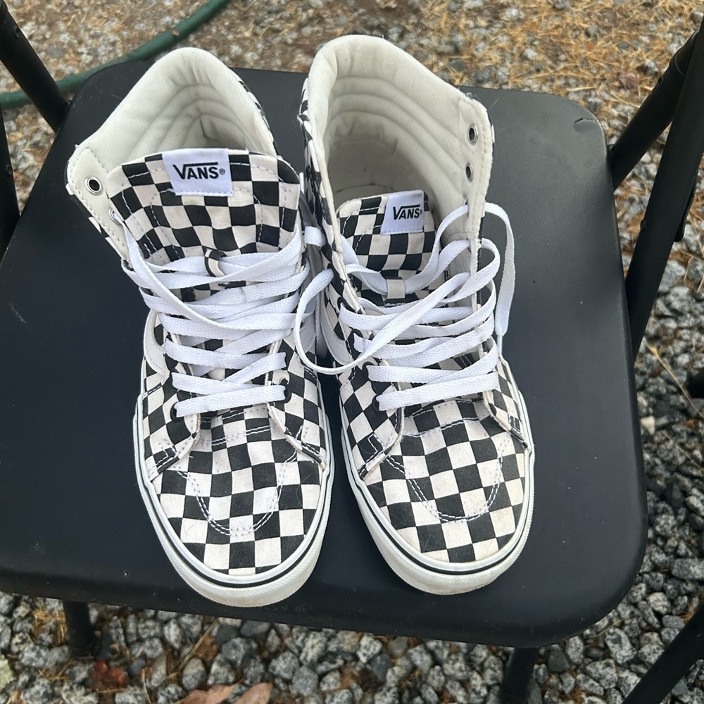 Woman’s Vans Size 9